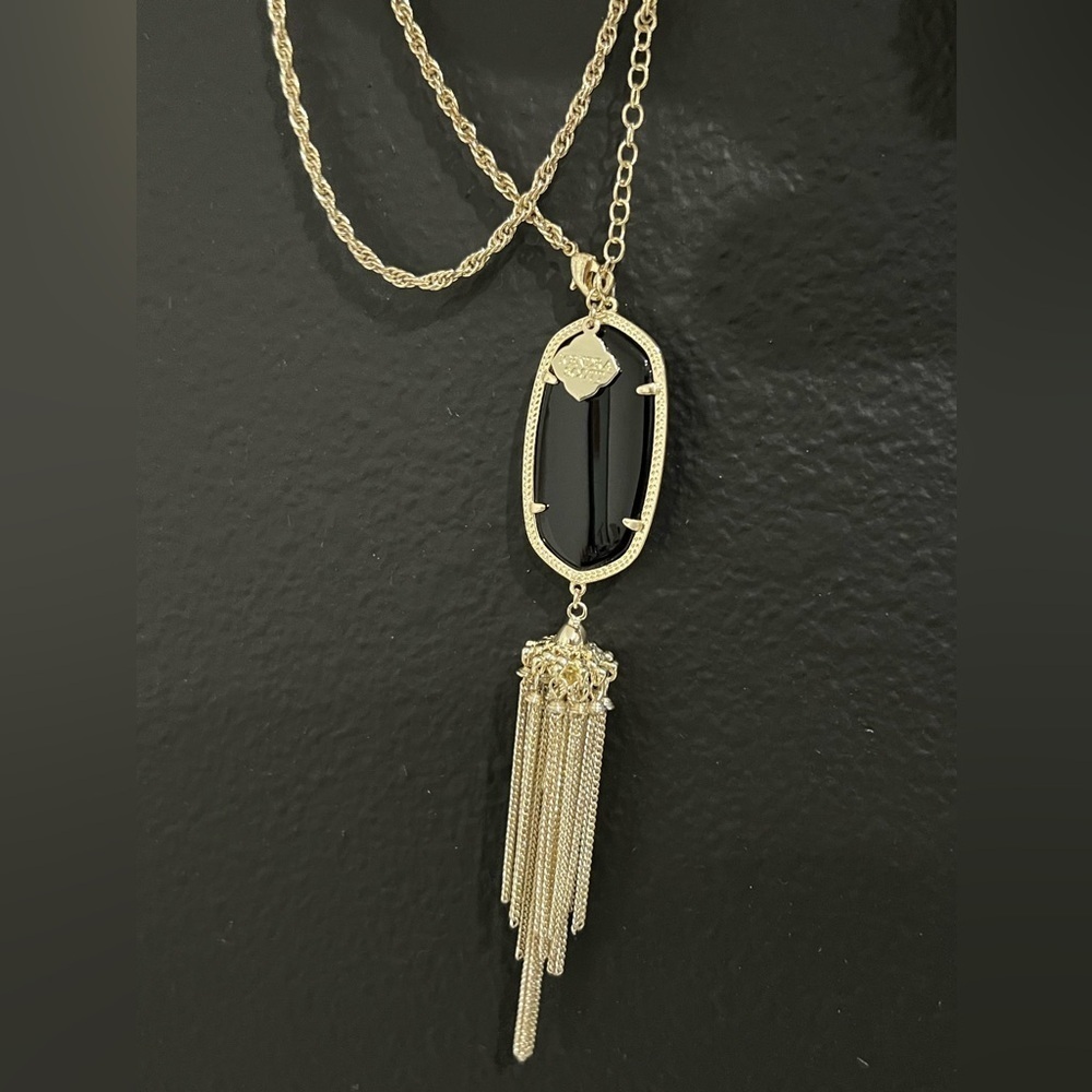 NWT✨KENDRA SCOTT NECKLACE with black pendent🖤 ⭐️GOLD NECKLACE ⭐️ - Picture 6 of 10